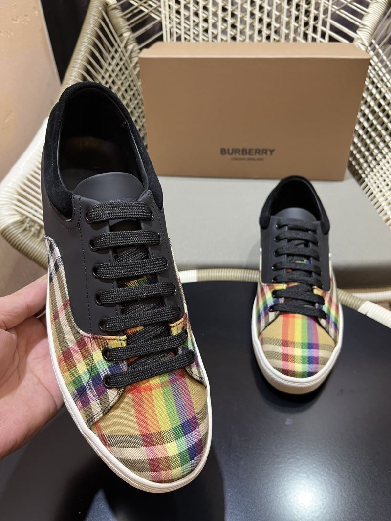 Burberry Low Shoes